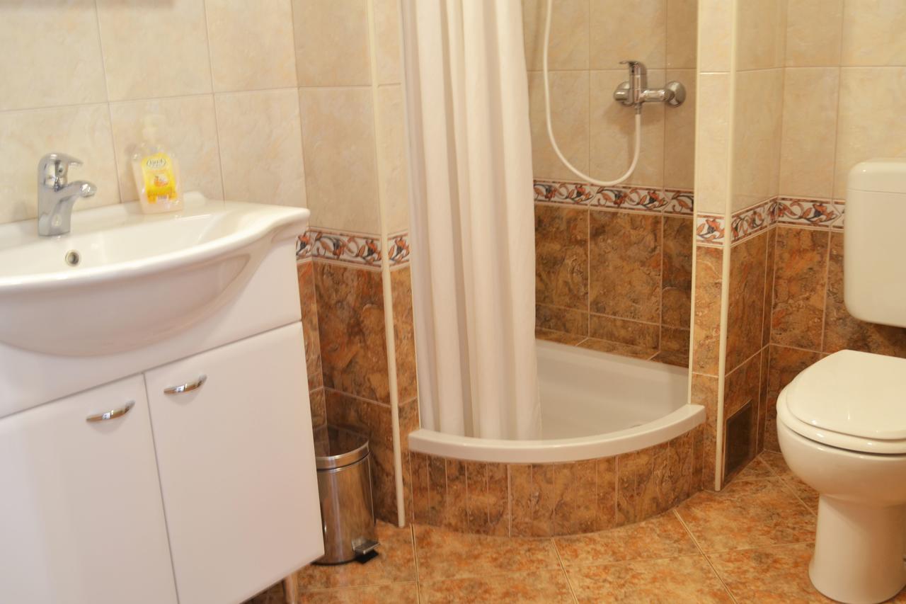 Apartments Milka Водице Екстериор снимка